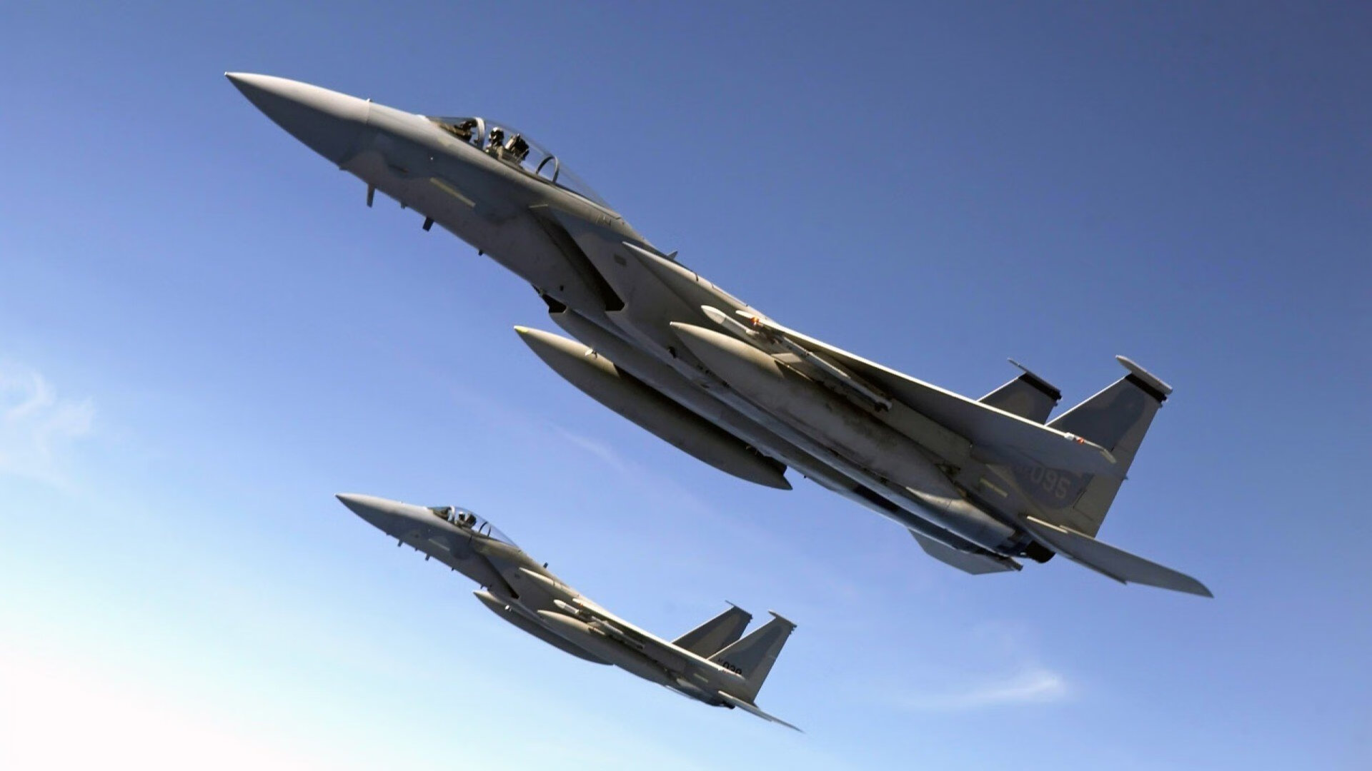 自由泳转身完成时间平均为0.68秒，自由泳转身是哪里发力